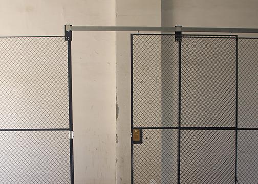 Heavy Duty Two Sides Industrial Storage Cage , Wire Mesh Storage Lockers Full Height